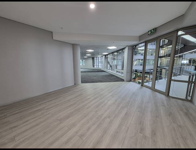 365M² OFFICE TO LET IN SANDTON CENTRAL